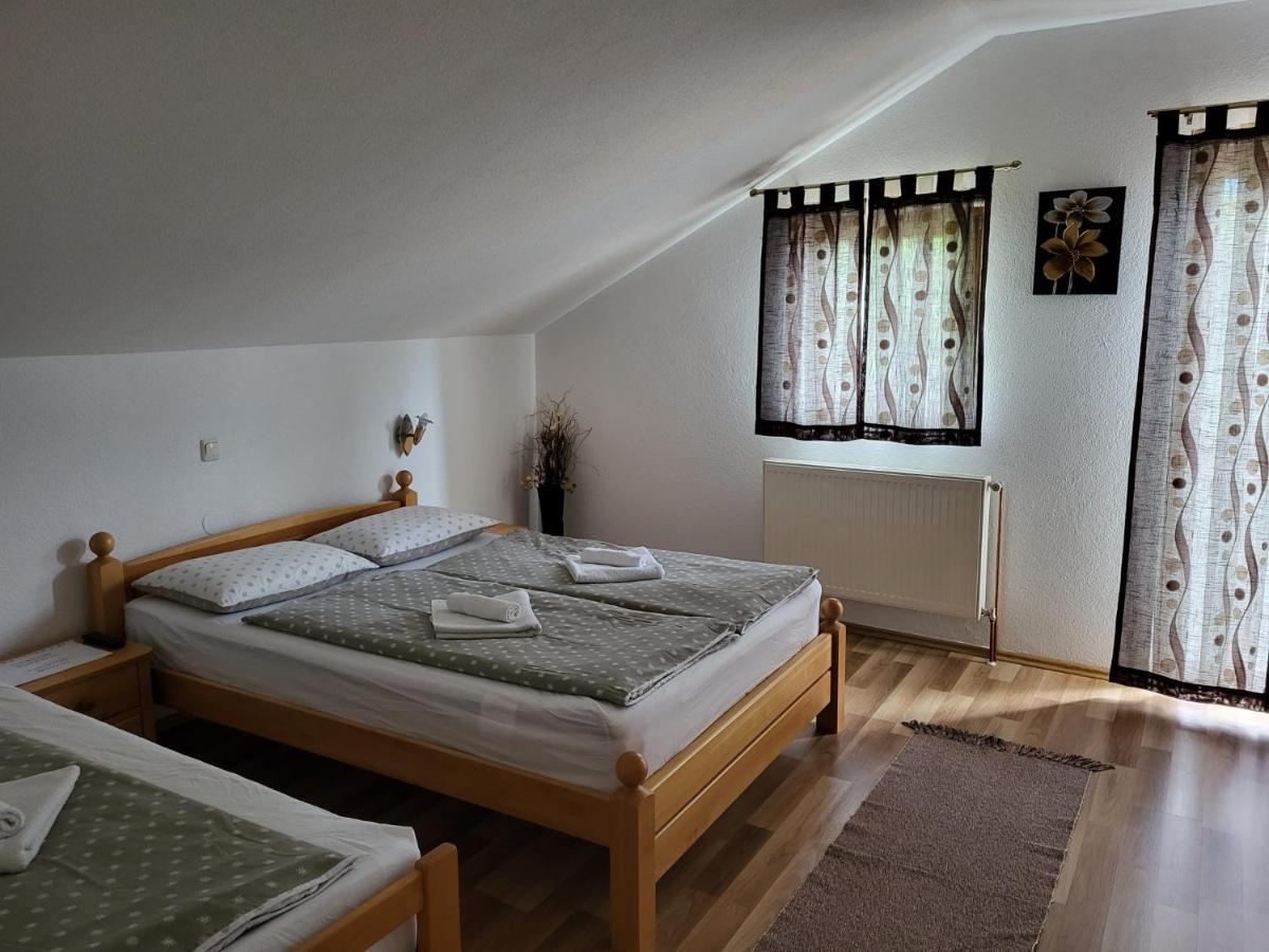 House Sara Korenica