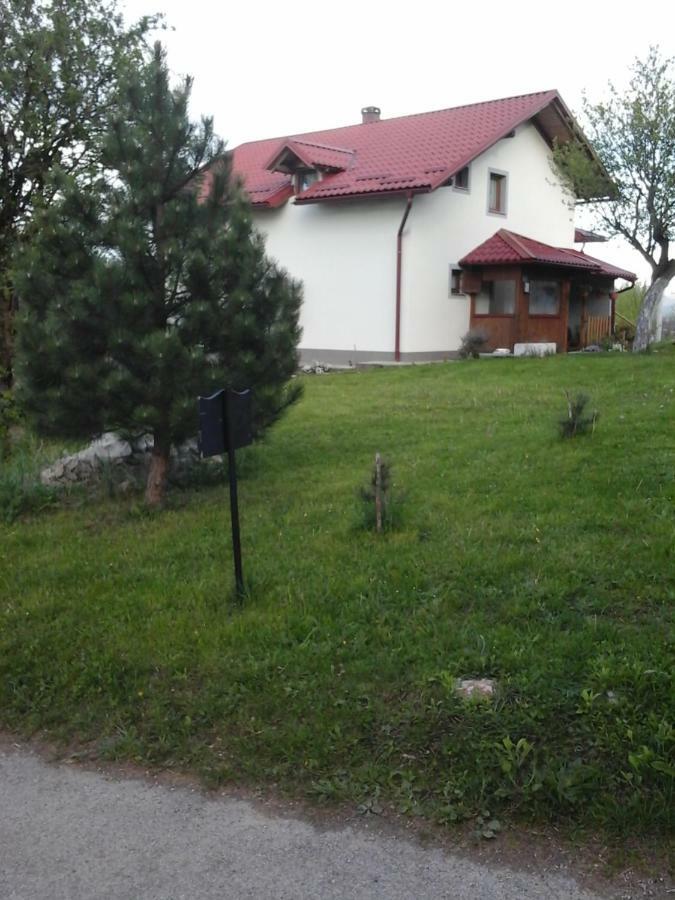Apartment House Sara Korenica